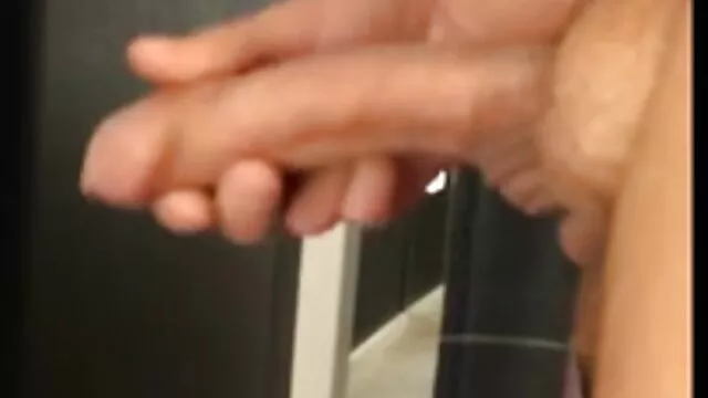 آبنوس سکس با مادر ناتنی قوی جوان سبزه را لعنتی کرد