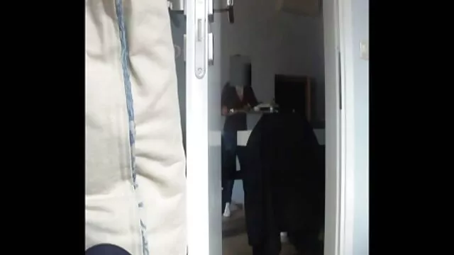 رابطه جنسی گروهی در استخر با سیکس مادر و پسر پرشور پرشور و نفوذ مضاعف