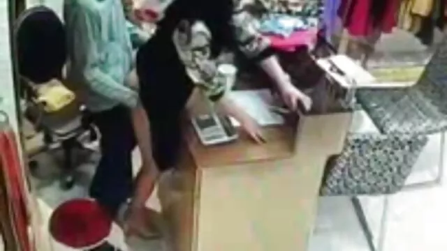 ملیسا جذاب یک پسر هوس باز سکسمادر